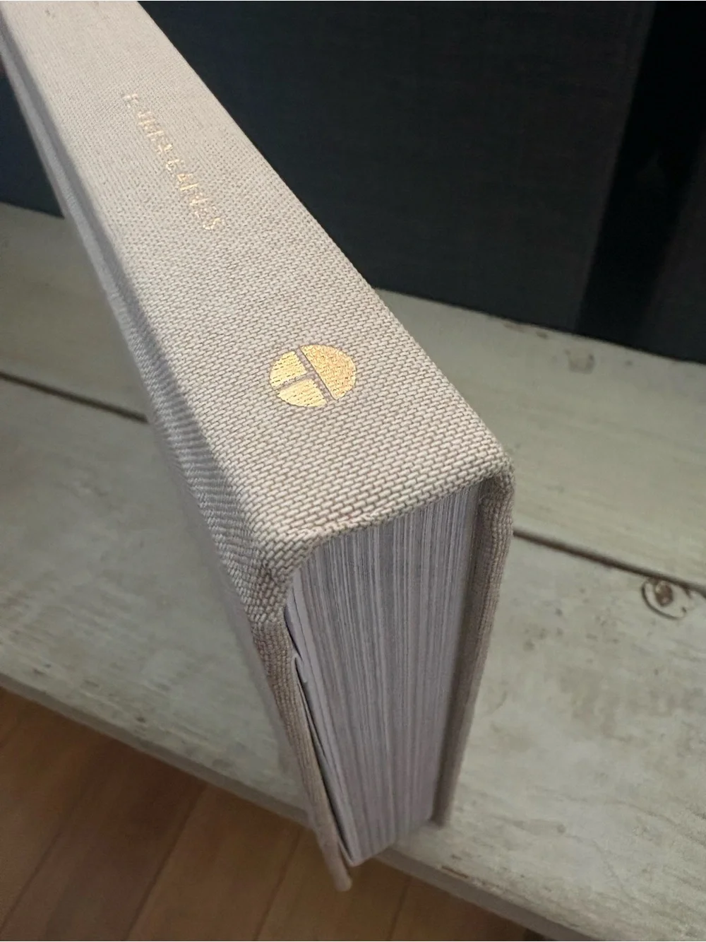 Homebody: A Guide to Creating Spaces You Never Want to Leave Book Joanna Gaines